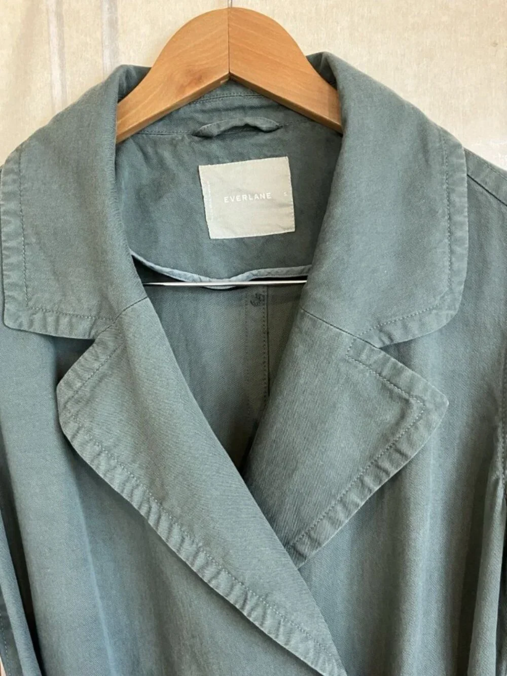 Everlane The Drape Trench Coat, Double Breasted, Small, Sage Green Boho City Hip - Picture 3 of 9